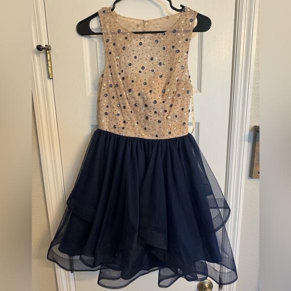 Juniors Tulle & Beaded Top Cocktail Dress - Picture 1 of 4